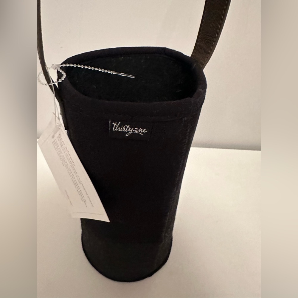 Thirty-one wine gift tote NWT